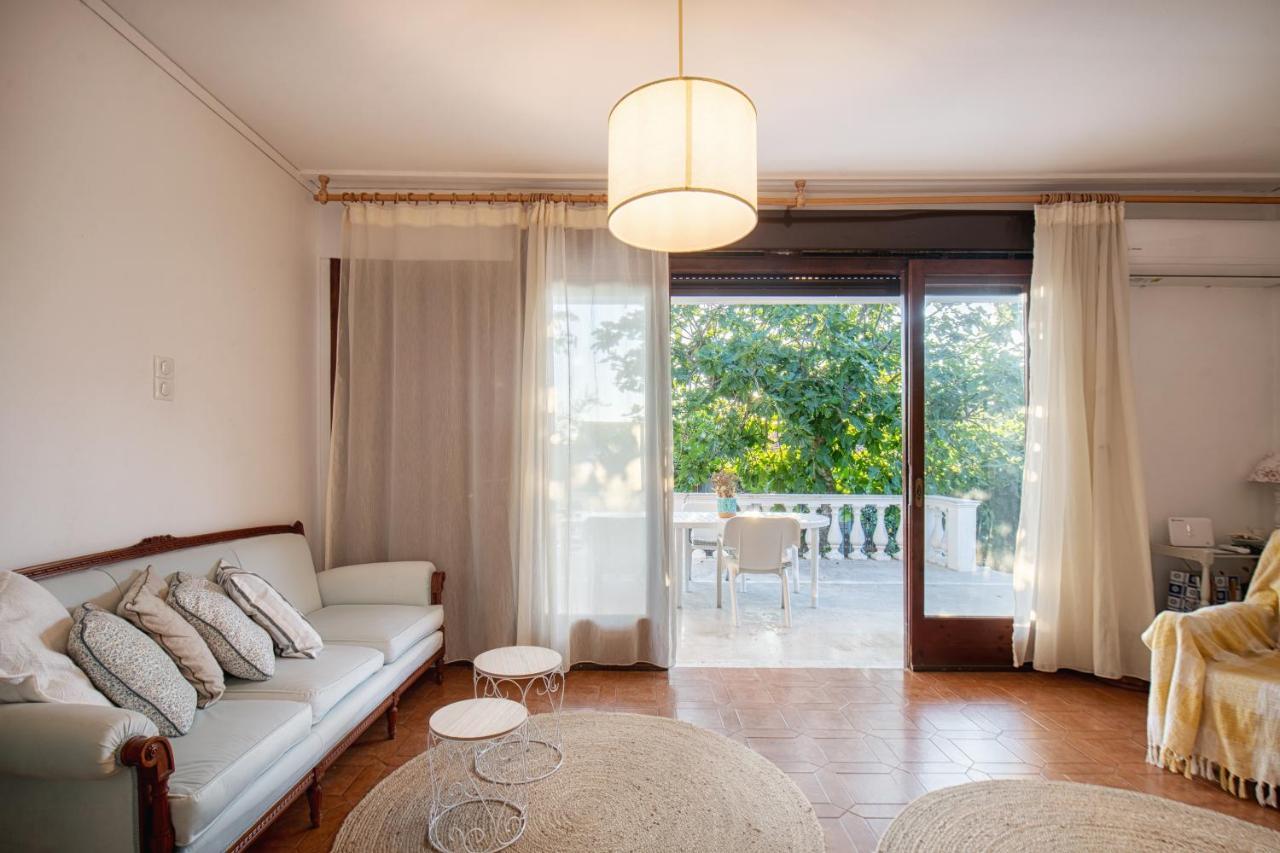 To Ktimataki Villa Agios Gordios  Buitenkant foto