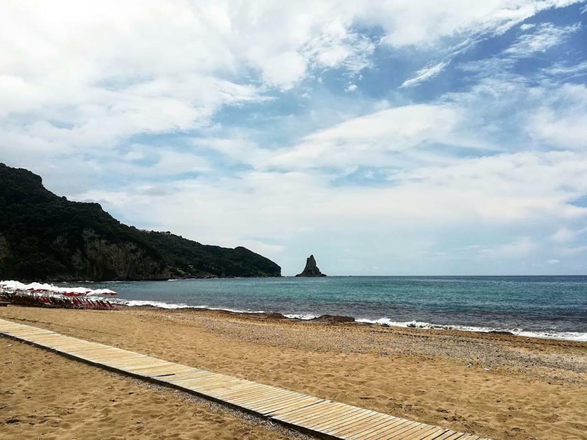 To Ktimataki Villa Agios Gordios  Buitenkant foto